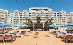 Royal Caribbean Hotel Cancun